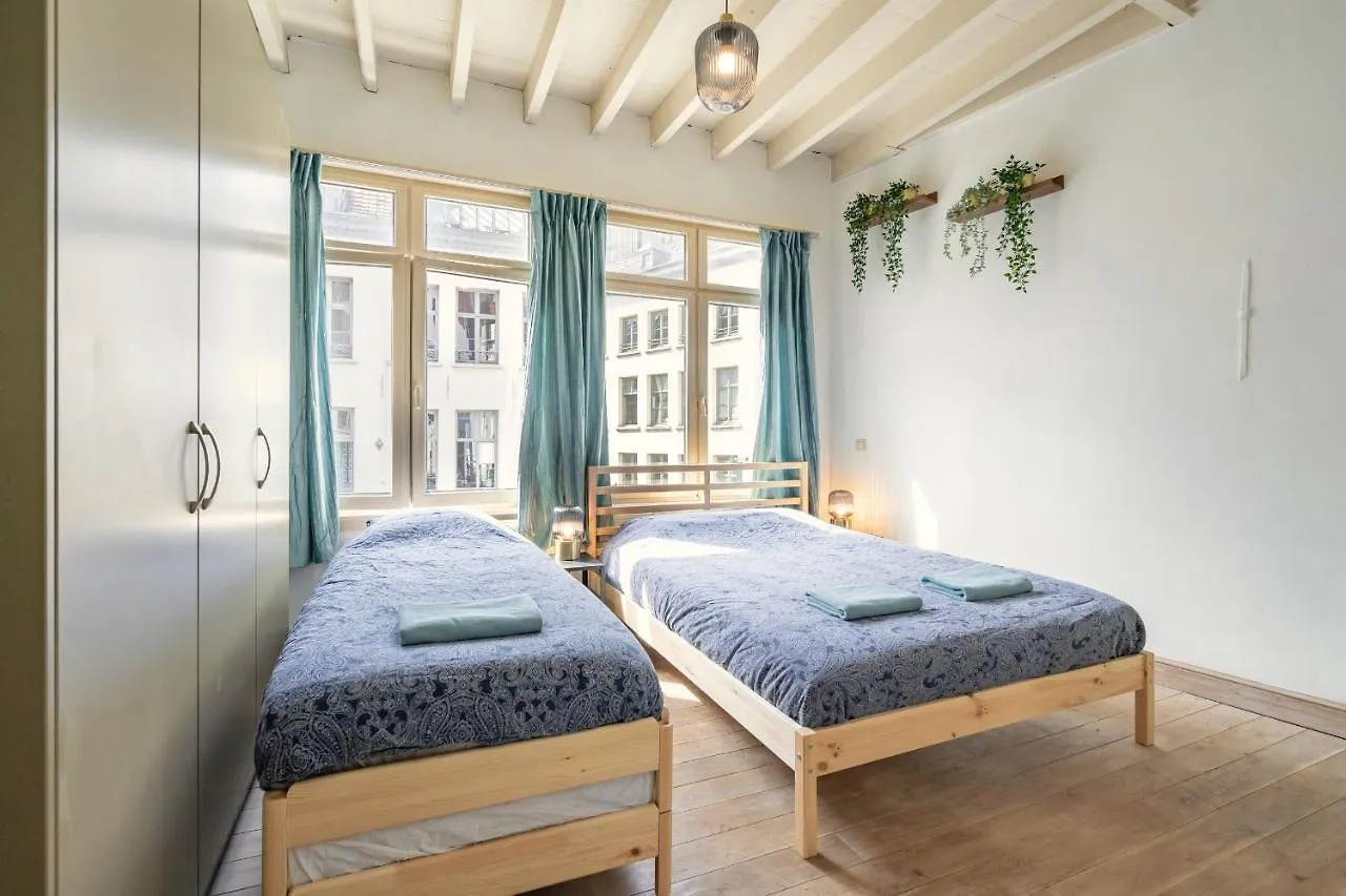 Apartament Tempel Triplex & Duplex At Historic Heart Of Antwerpia 0*,  Belgia