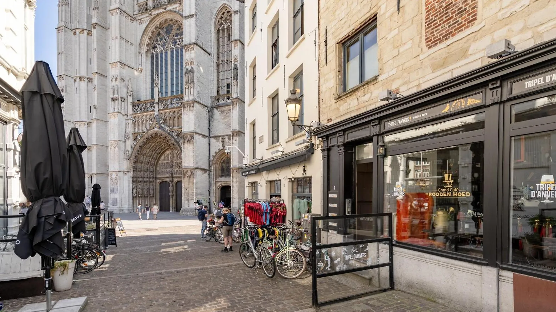 Tempel Triplex & Duplex At Historic Heart Of Antwerp Apartment